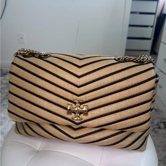 Tory Burch | Bags | Tory Burch Chevron Shoulder Bag In Tan  display picture 2